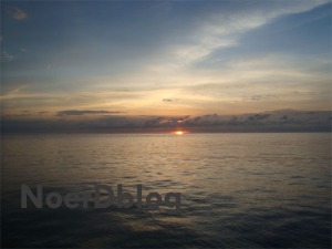 Pemandangan Sunset dari perairan Tanjung Api - Tojo Unauna - Sulawesi Tengah